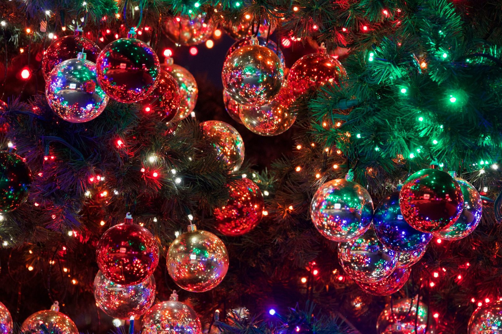 How to Celebrate the Holidays This December 2022 in Exton